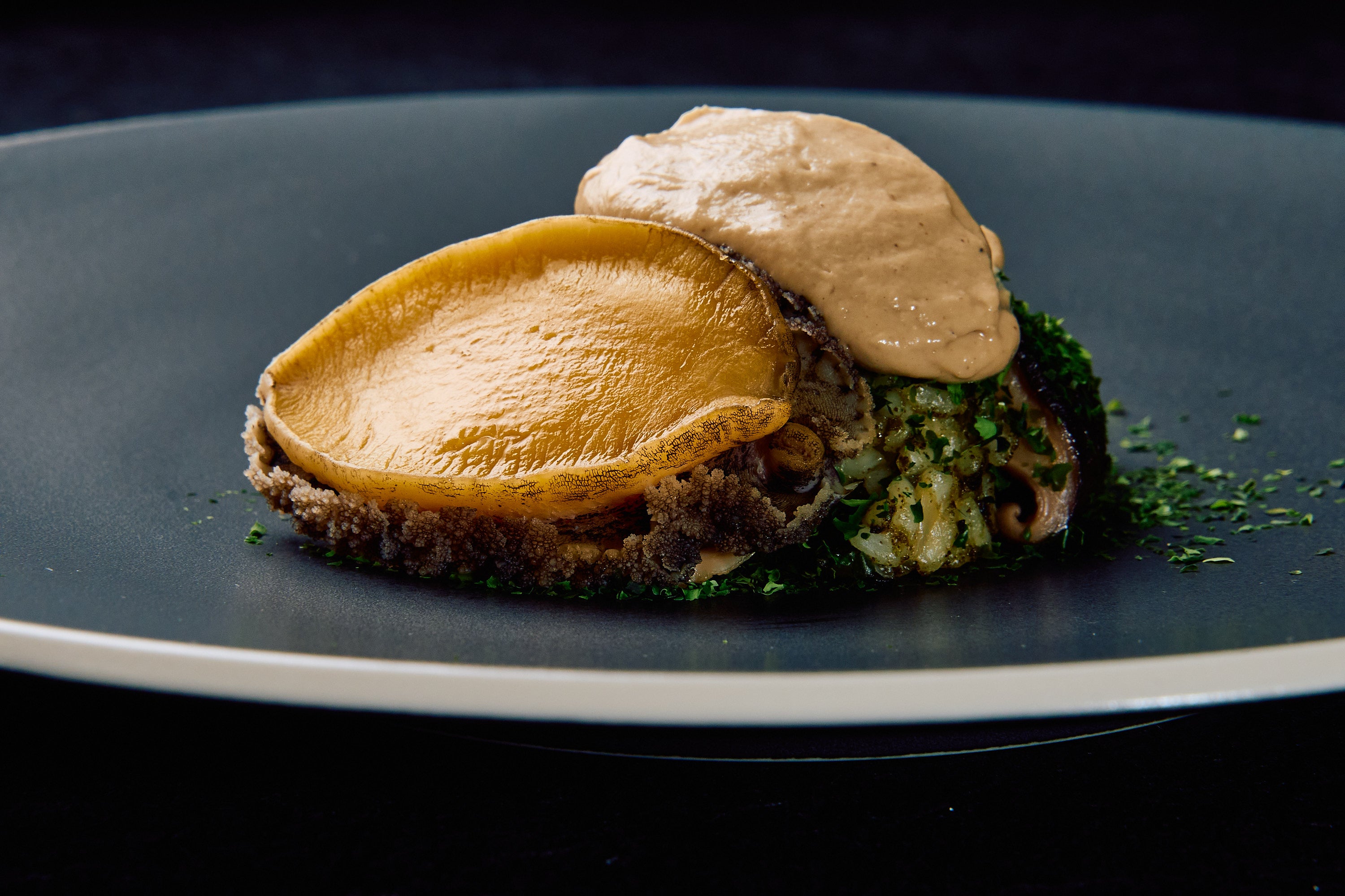 goh_awabi_main1.jpg__PID:c567bb23-9f12-4bcb-b058-213f81b24a28