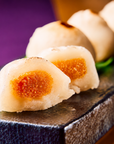 【早割特典付】銀座しのはら：お節（フォアグラ最中付：23品目)・半生からすみ餅４つ付