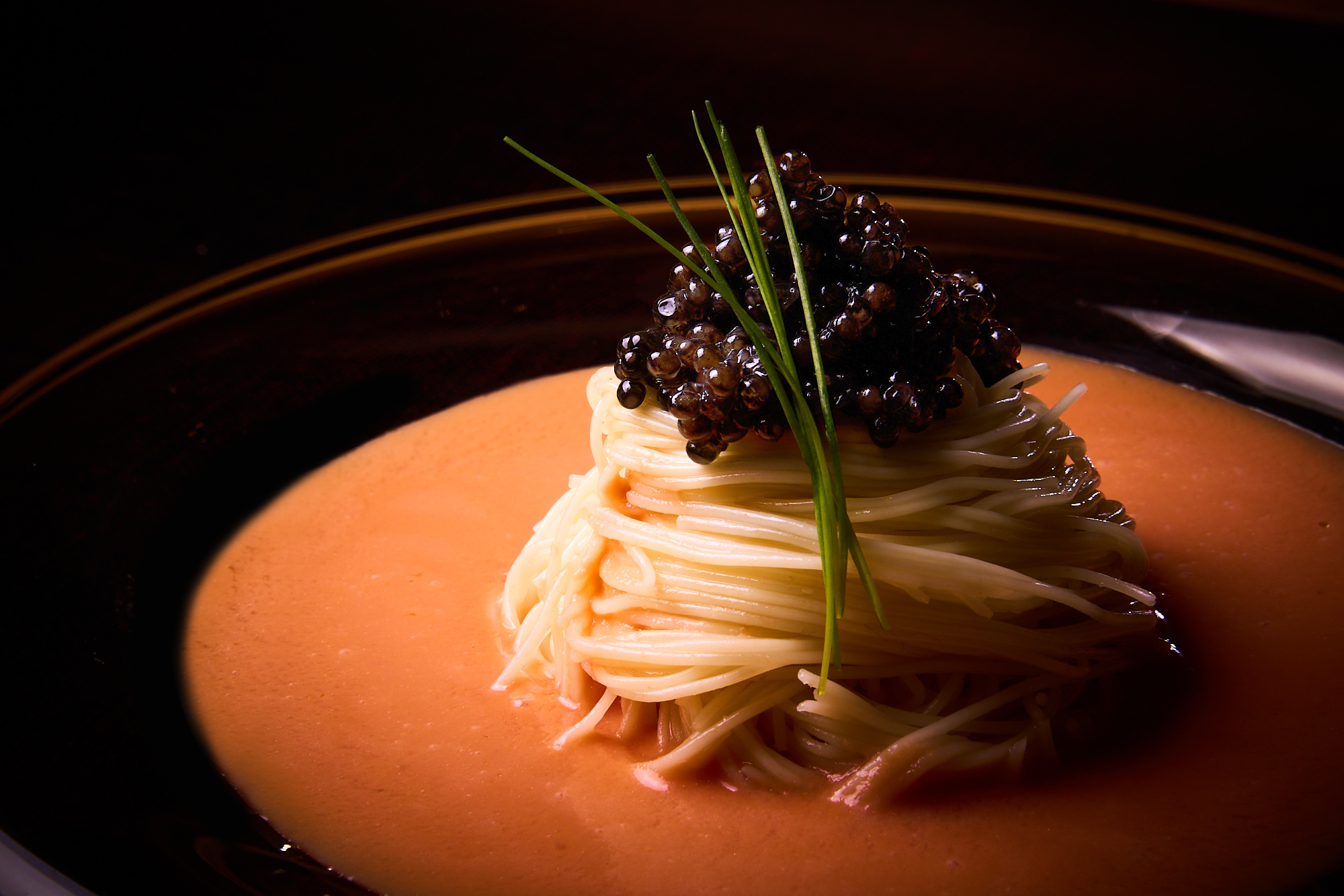 祇園やまぐち：キャビアとフルーツトマトの冷製カッペリーニ